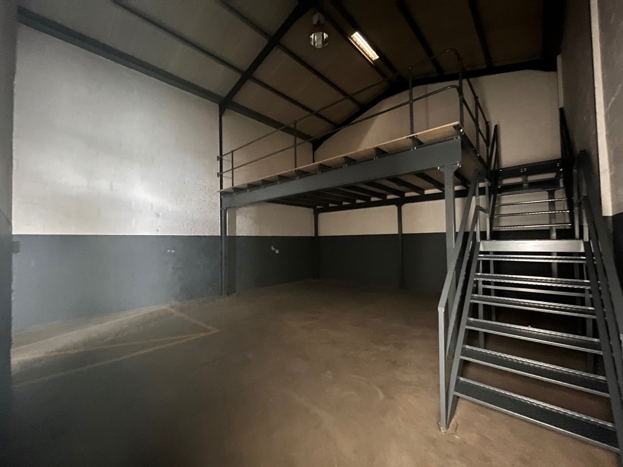 Warehouse for rent in Everite Industria, Brackenfell, 30 Taurus Street, Everite Industria, Brackenfell, Western Cape, 151 m²