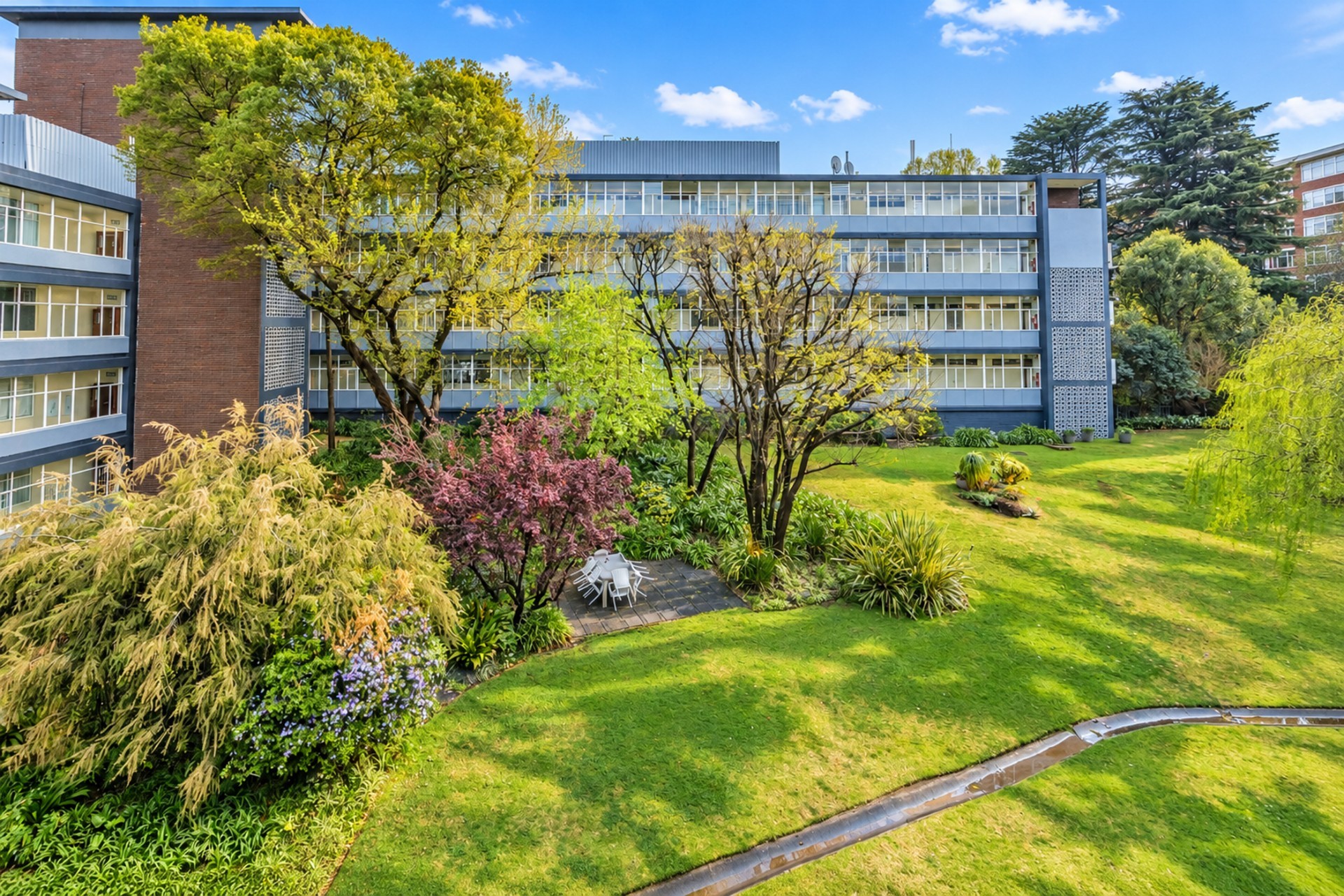 Apartment for sale in Kentview, Sandton, 44 RIVER MEADE (3rd floor), 3 SALLY'S ALLEY, Kentview, Sandton, Gauteng, 95 m²
