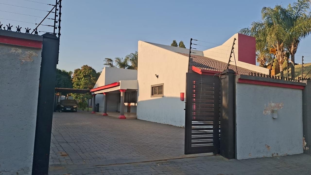 House for sale in Amandasig, Akasia