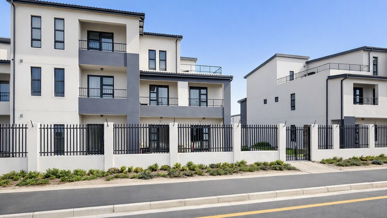 Apartment for sale in Parklands North, Blouberg, 91 m²