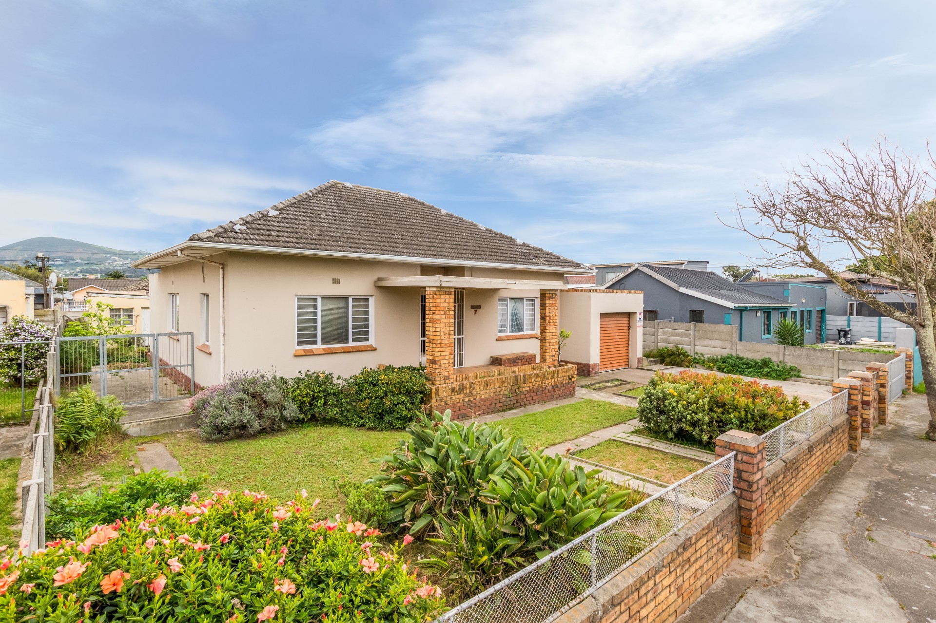 House for sale in Klipkop, Parow, 171 m²
