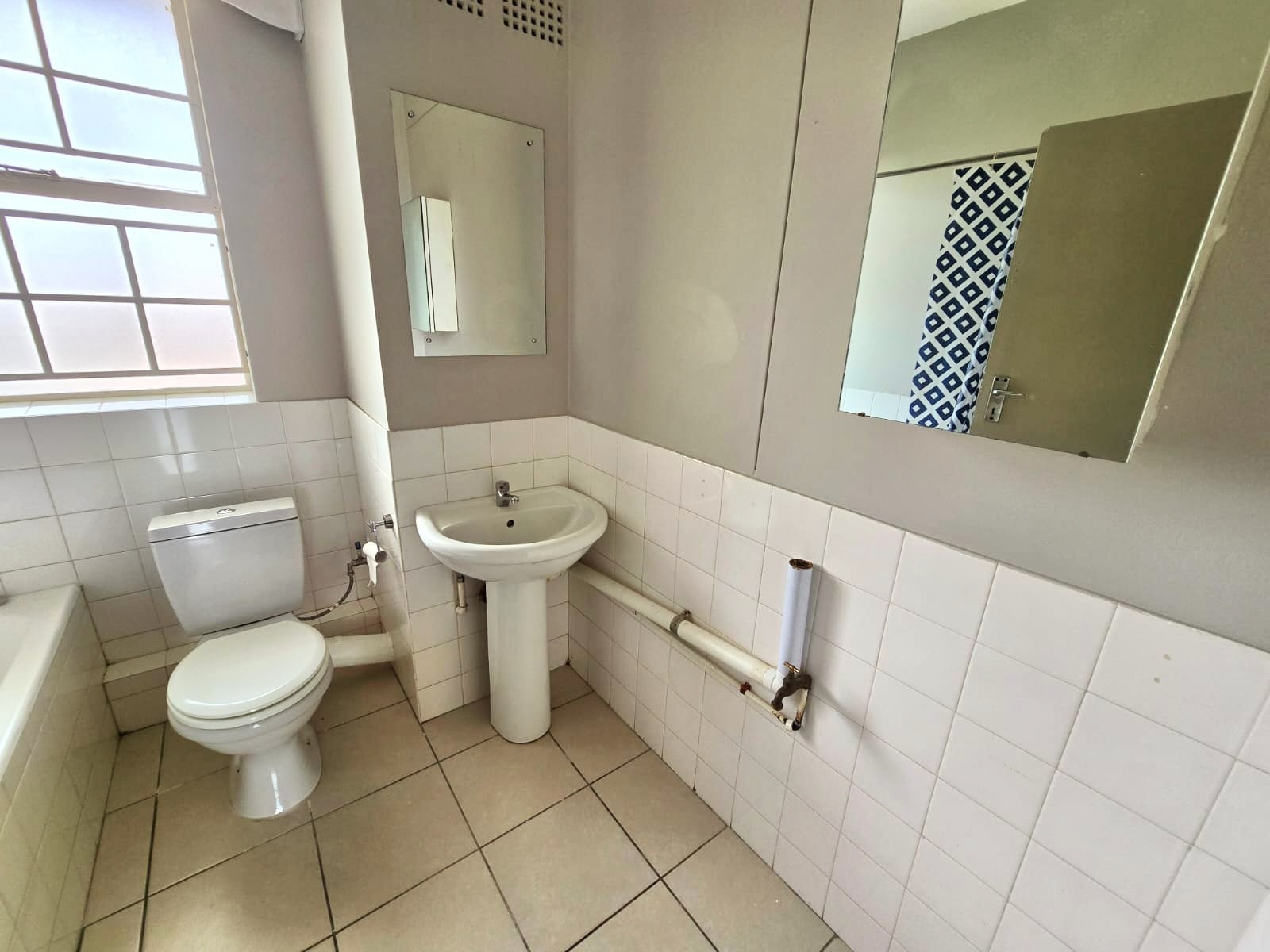 Apartment for sale in Parktown, Johannesburg, 85 m²