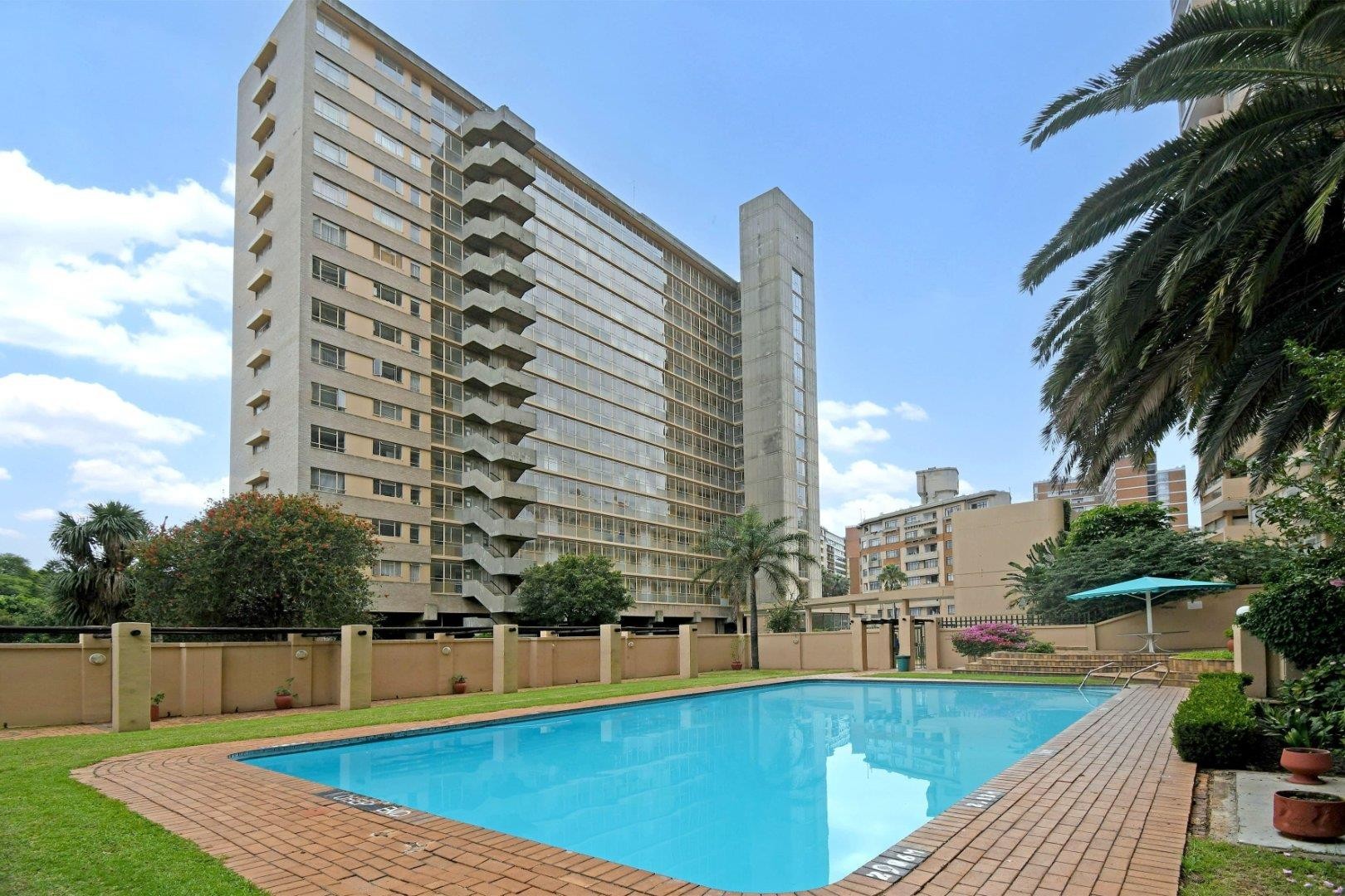 Apartment for sale in Parktown, Johannesburg, 85 m²