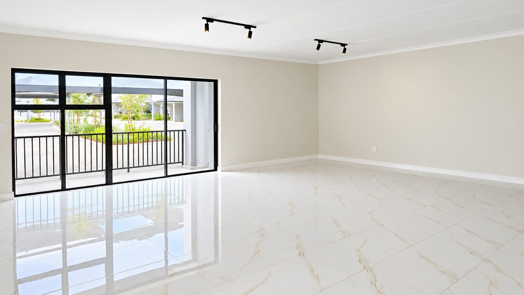 Townhouse for sale in Sandown, Blouberg, 157 m²