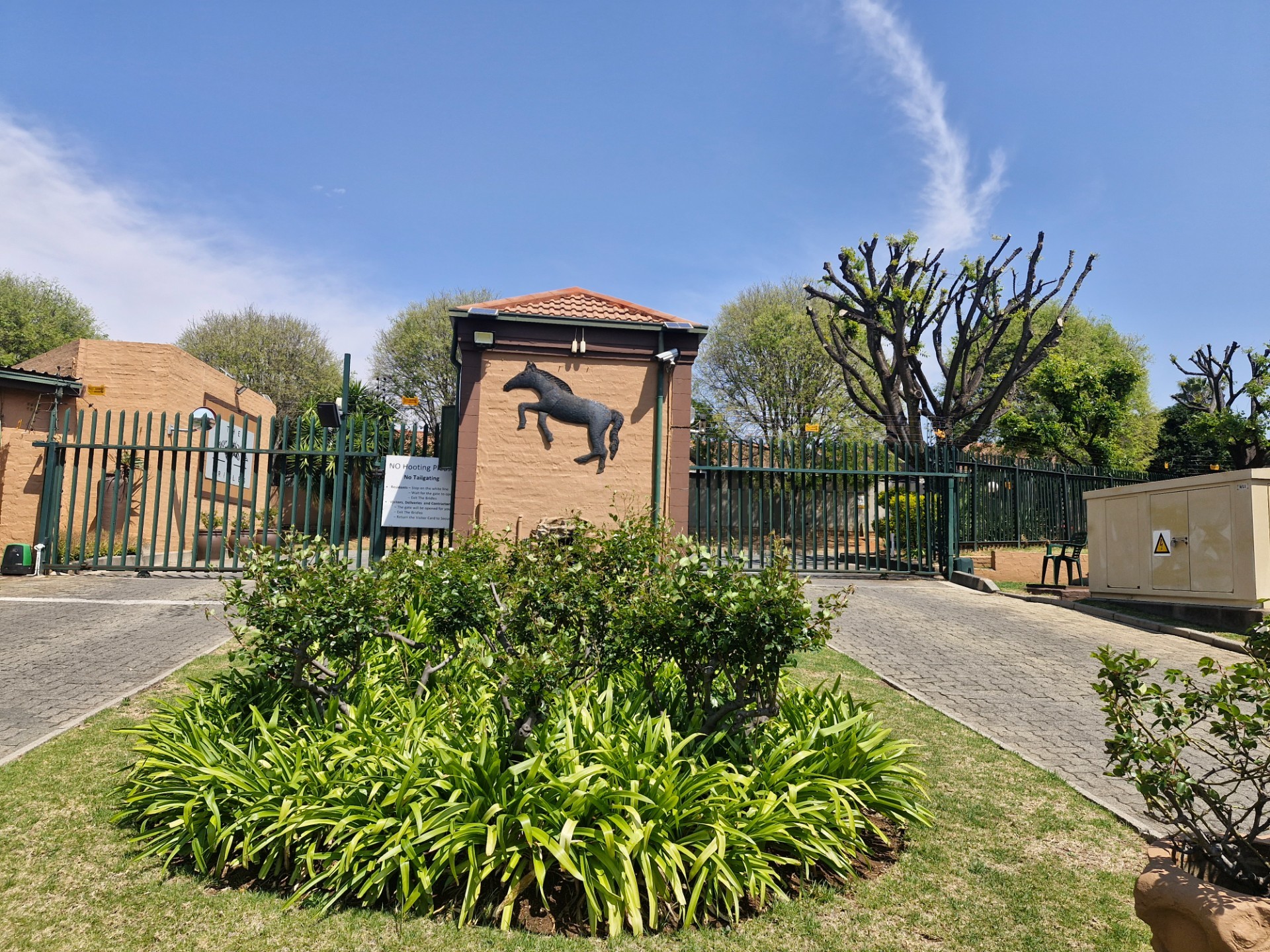 Apartment for sale in Sundowner, Randburg, 75 m²