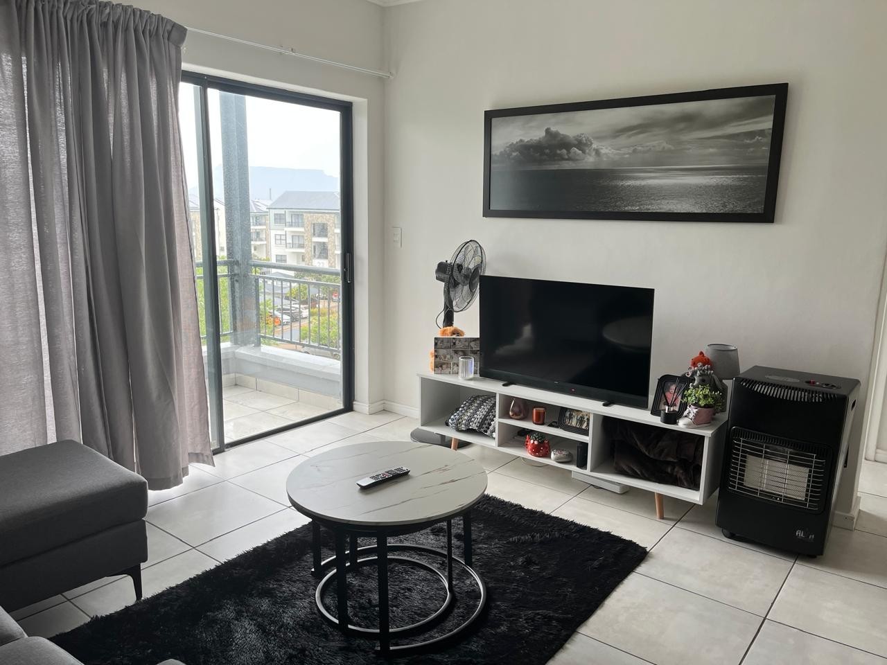 Apartment for rent in De Zicht Estate, Richwood, Milnerton, 44 m²