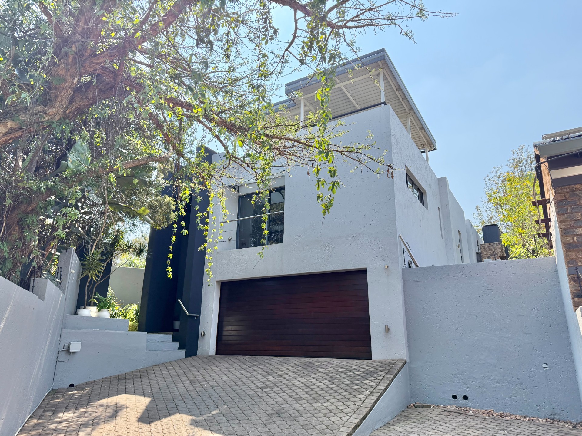 House for sale in Faerie Glen, Pretoria, 324 m²