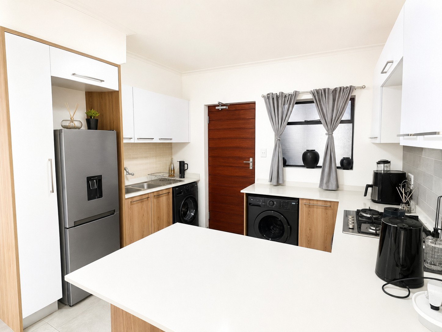 Townhouse for sale in Founders Hill, Edenvale, 52 m²