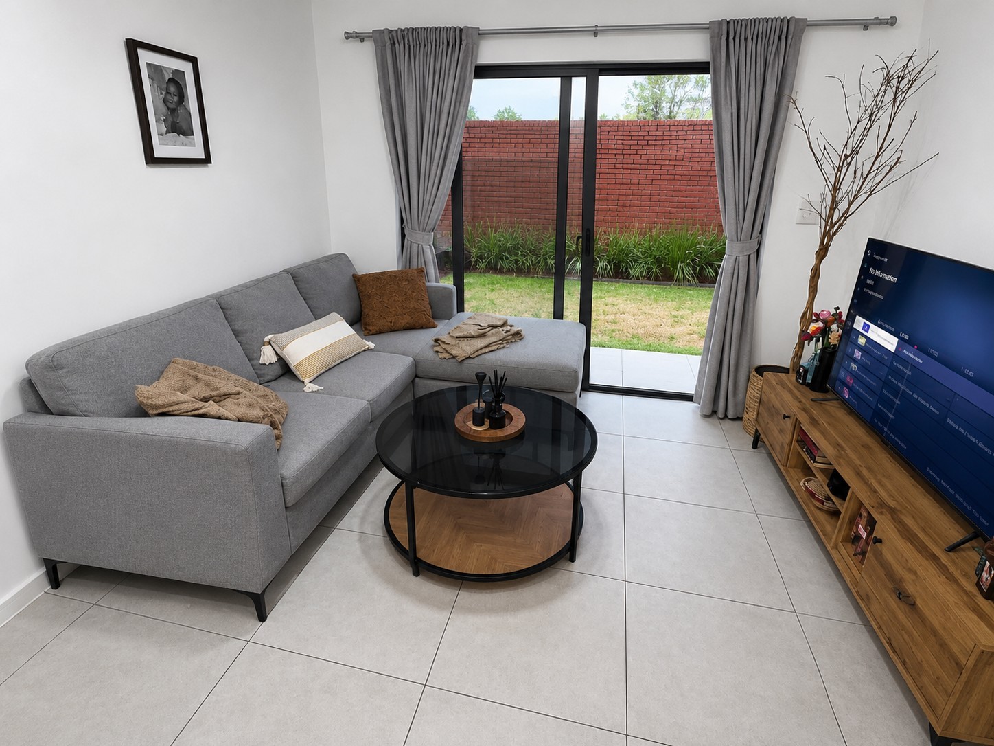 Townhouse for sale in Founders Hill, Edenvale, 52 m²