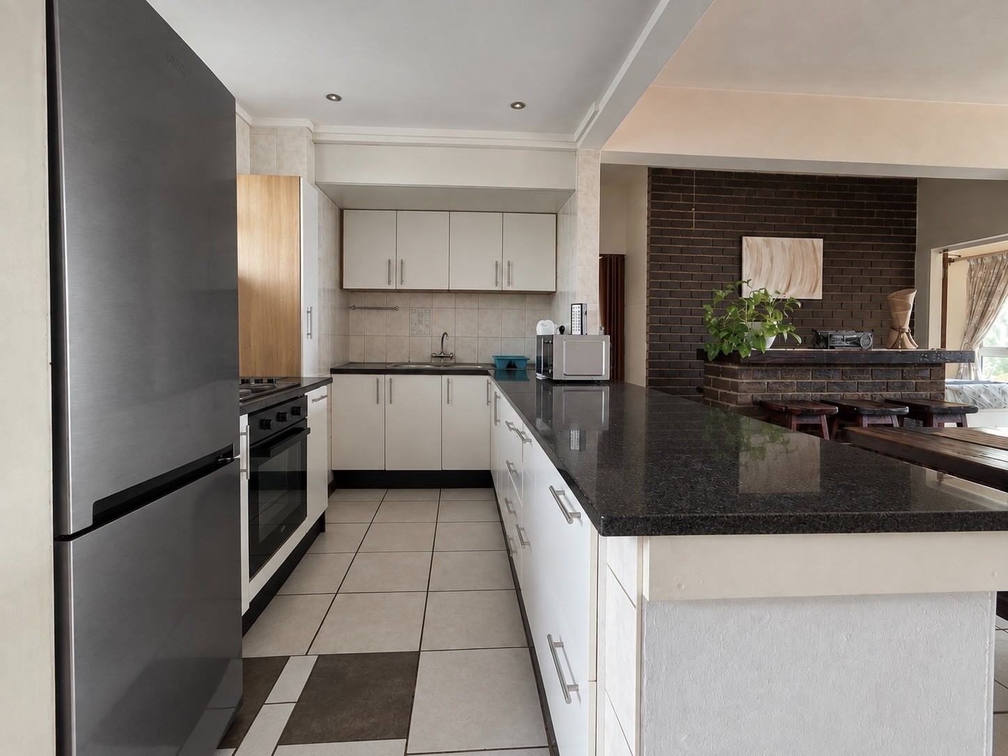 Apartment for sale in Margate, KwaZulu Natal, 107 m²