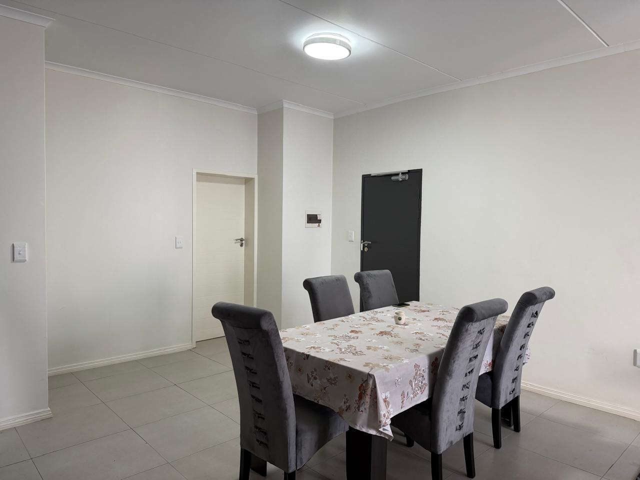 Apartment for rent in Carlswald, Midrand, 112 m²