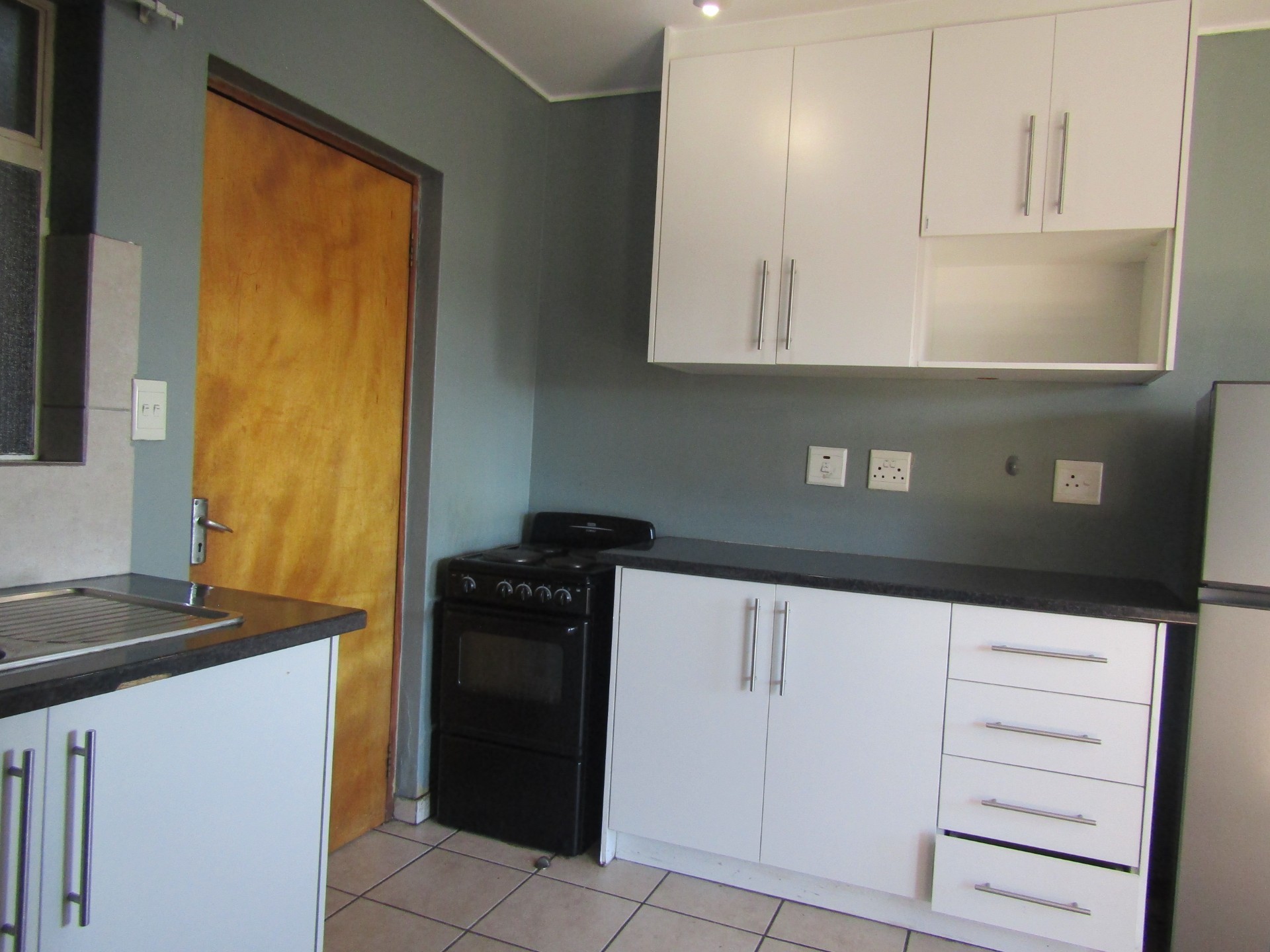 Apartment for rent in Auckland Park, Johannesburg, 8, Melville Mews, 7 Orange Street, Auckland Park, Johannesburg, Gauteng