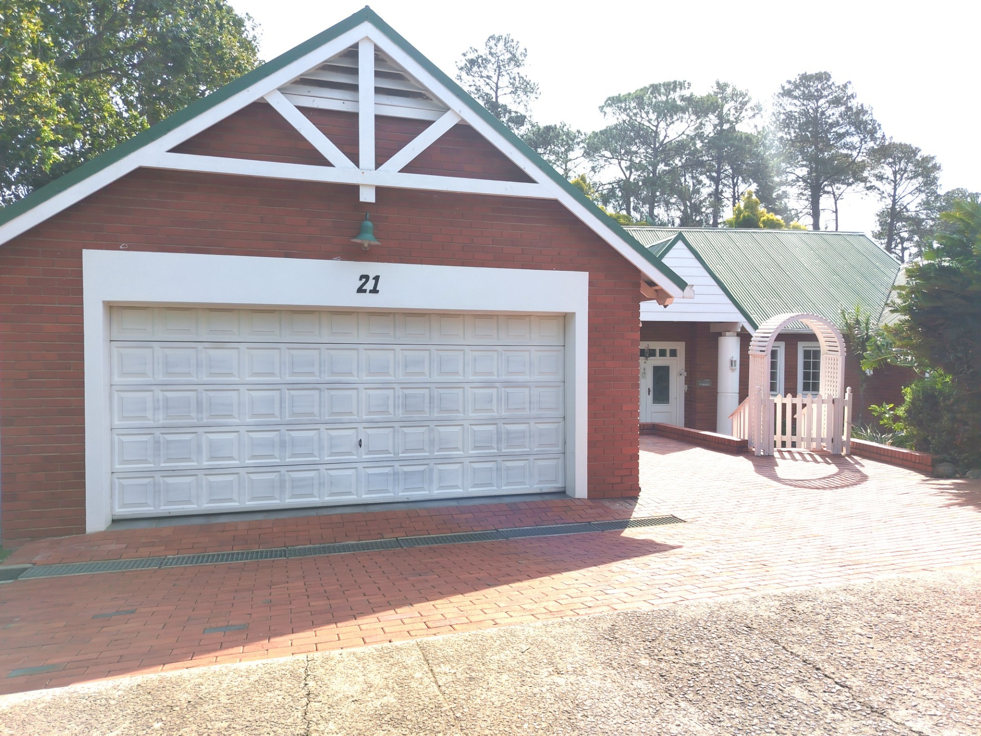 House for sale in Mount Edgecombe Country Club Estate, Mount Edgecombe, KwaZulu Natal, 795 m²