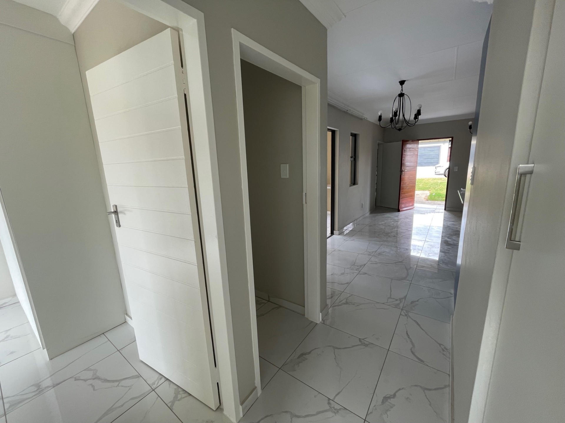 Development for sale in Heatherview, Akasia, 268 m²