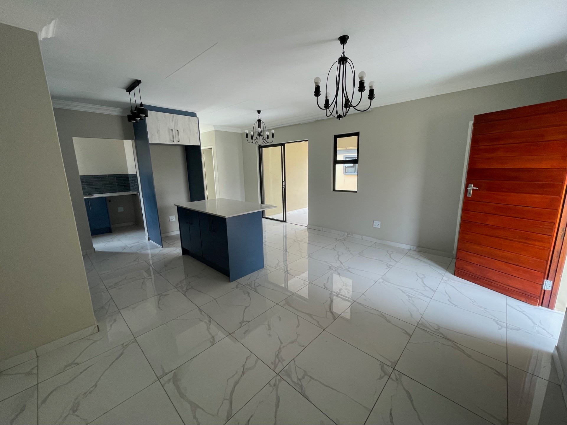 Development for sale in Heatherview, Akasia, 268 m²