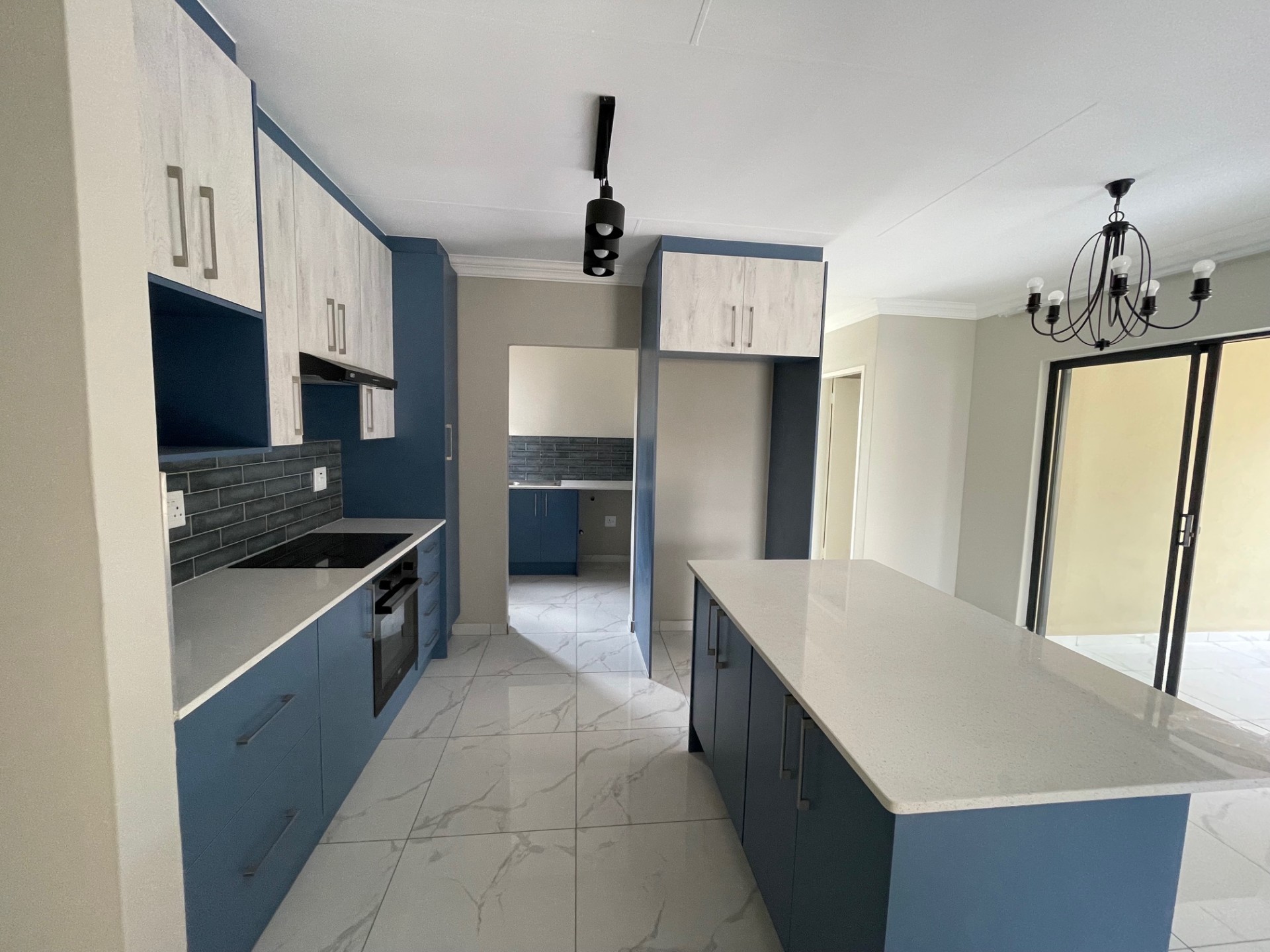 Development for sale in Heatherview, Akasia, 268 m²