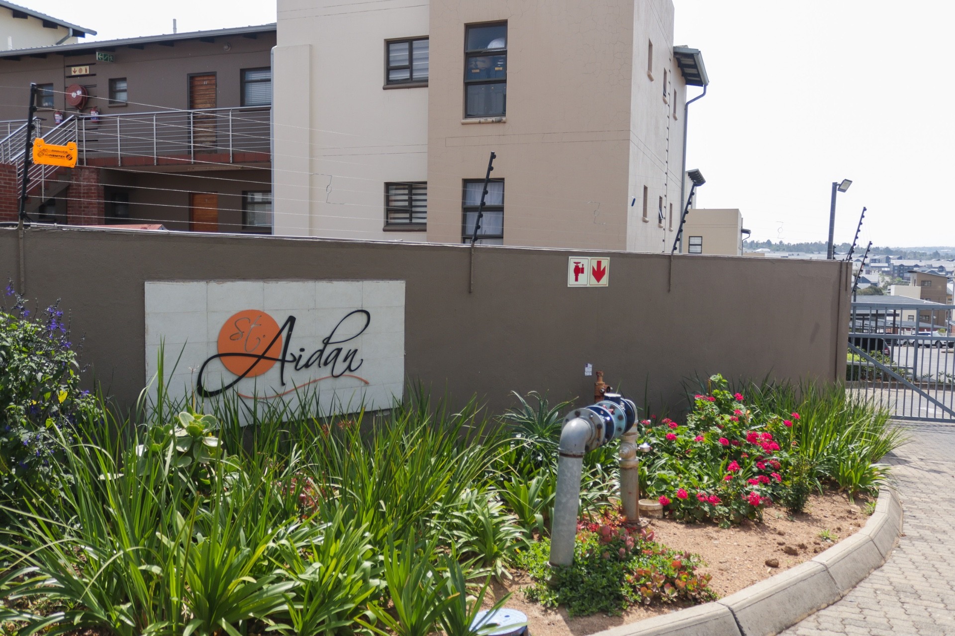 Apartment for rent in Barbeque Downs, Midrand, 73 m²