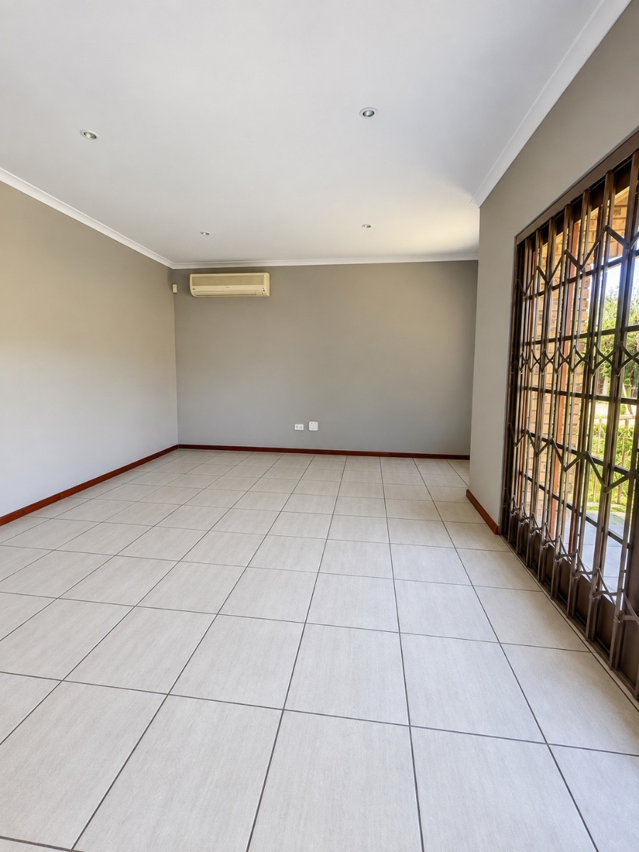 Townhouse for sale in Scottsville, Pietermaritzburg, KwaZulu Natal, 144 m²