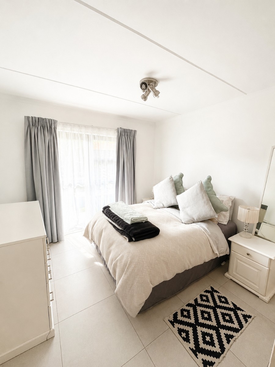 Townhouse for sale in Founders Hill, Edenvale, 52 m²