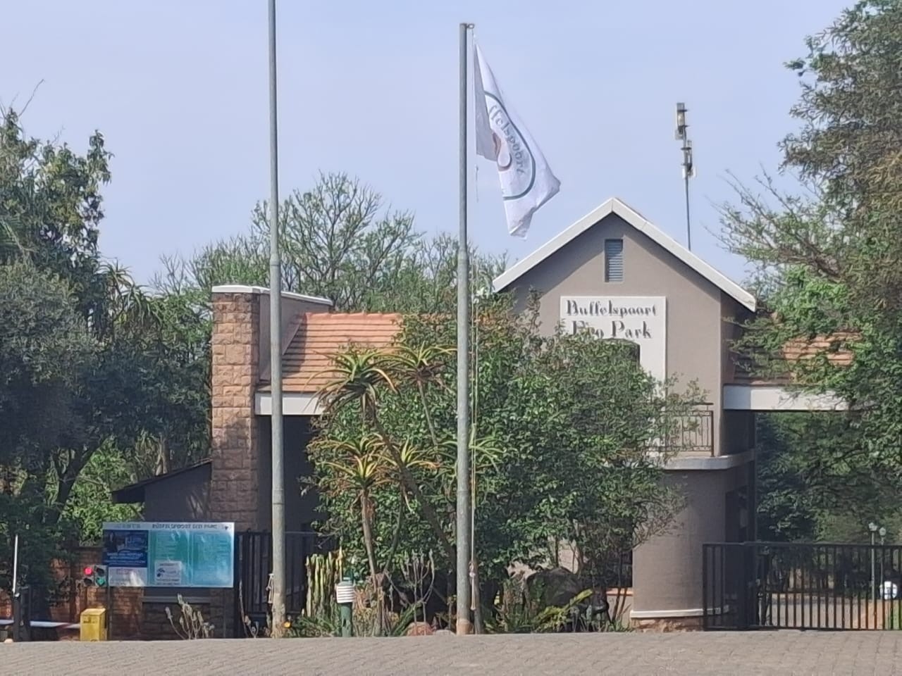 Vacant Land for sale in Buffelspoort Eco Estate, Rustenburg, North West, 992 m²