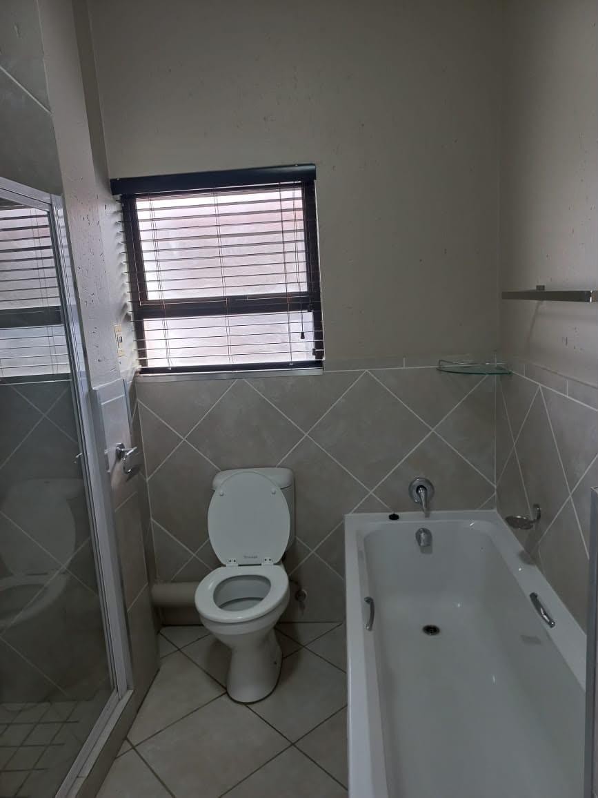 Apartment for rent in Goedeburg, Benoni, 0 0, Waterfall park, 36 Beryl street, Goedeburg, Benoni, Gauteng