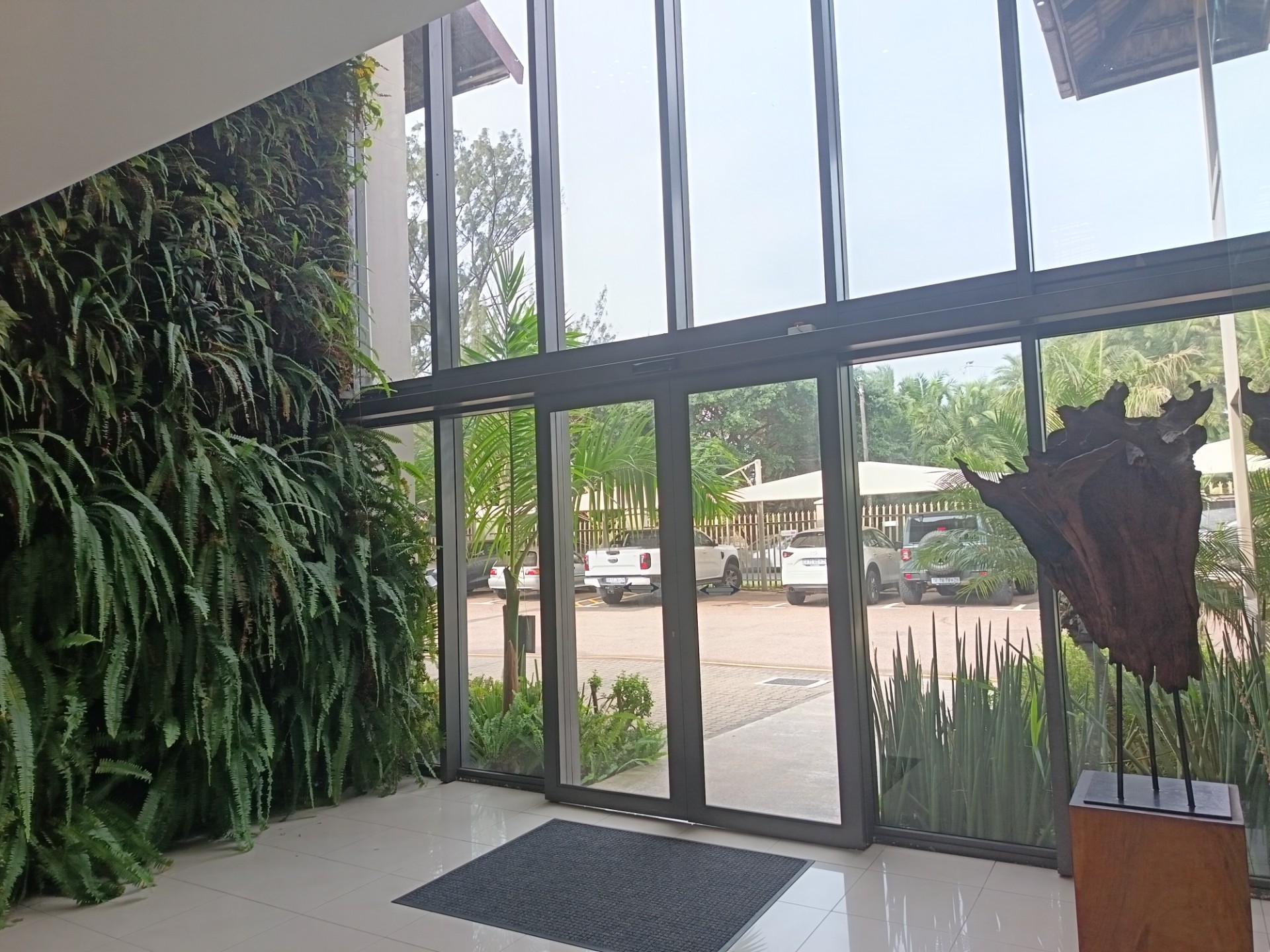 Office for rent in Glenashley, Durban North, KwaZulu Natal, 216 m²