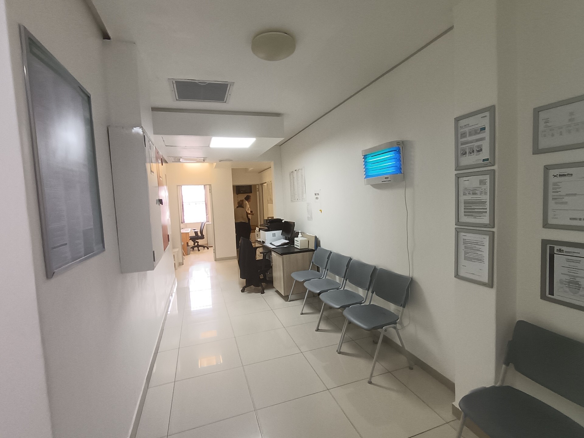 Office for rent in Glenashley, Durban North, KwaZulu Natal, 216 m²