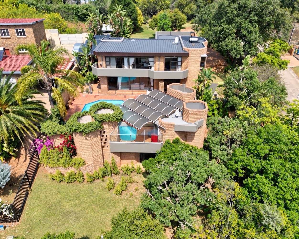 House for sale in Newlands, Pretoria, 1576 m²
