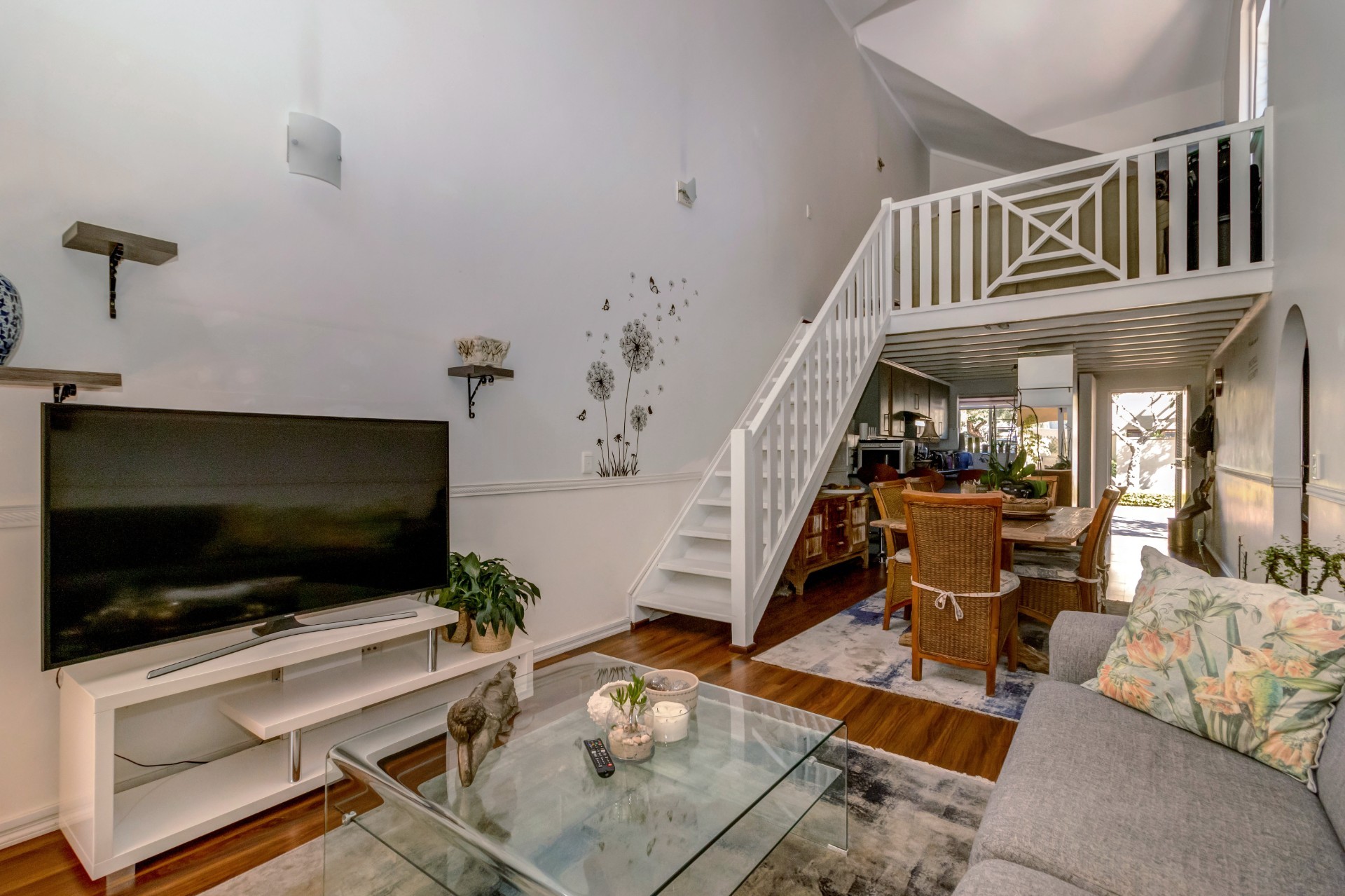 Townhouse for rent in Lonehill, Sandton, 139 m²