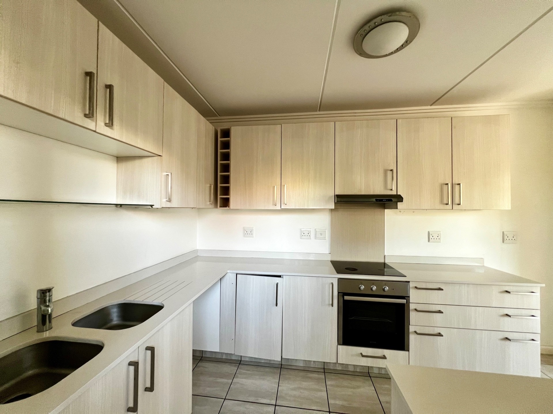 Apartment for sale in Edenburg, Sandton, 101 m²