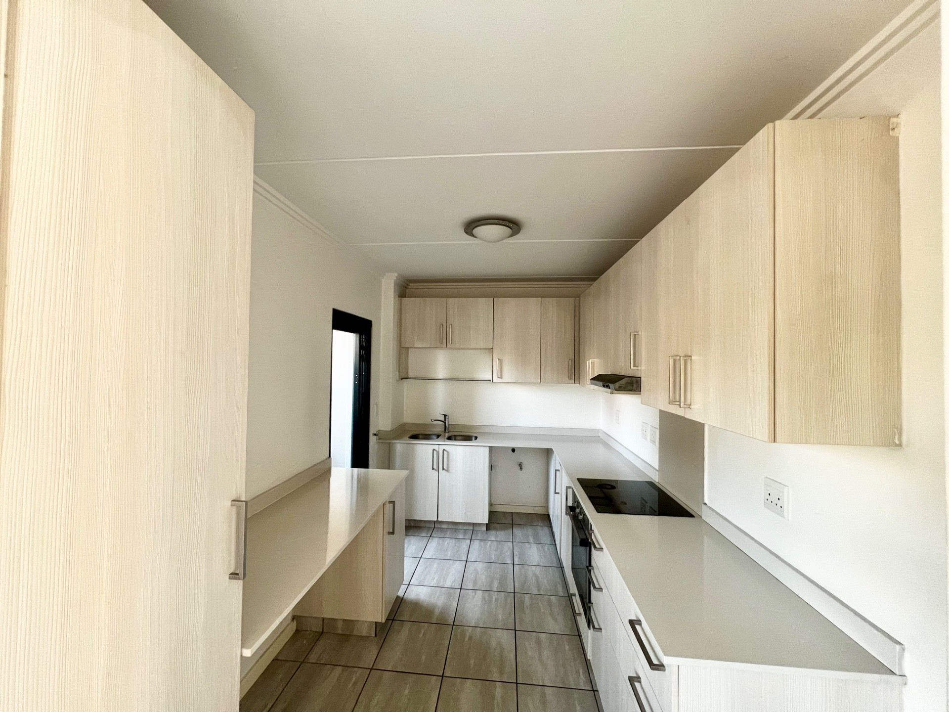 Apartment for sale in Edenburg, Sandton, 101 m²