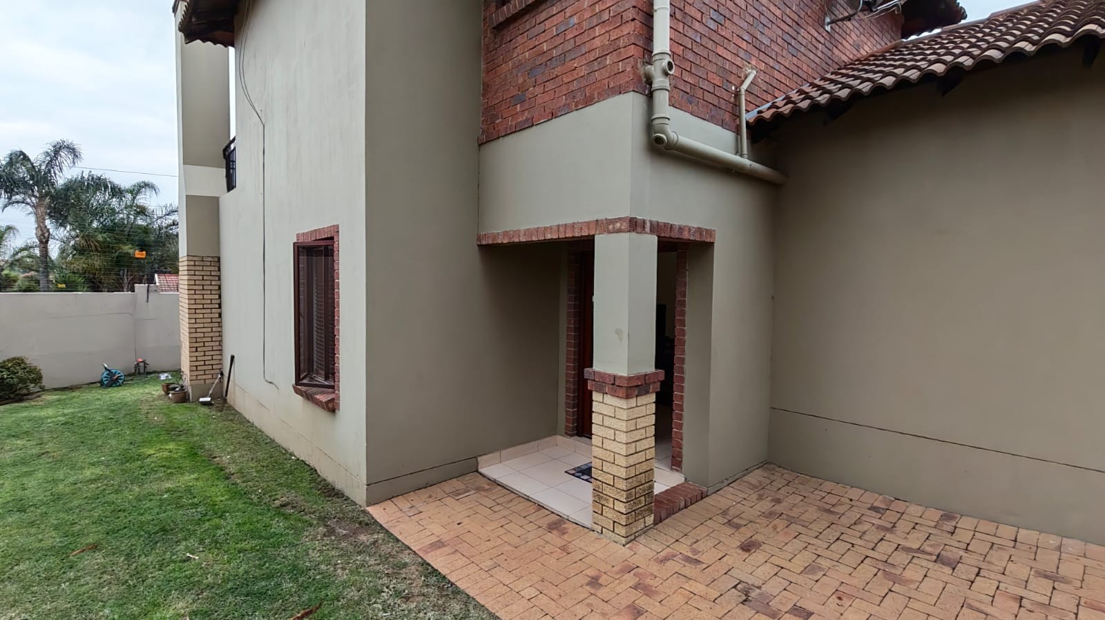 Cluster for sale in North Riding, Randburg, 180 m²