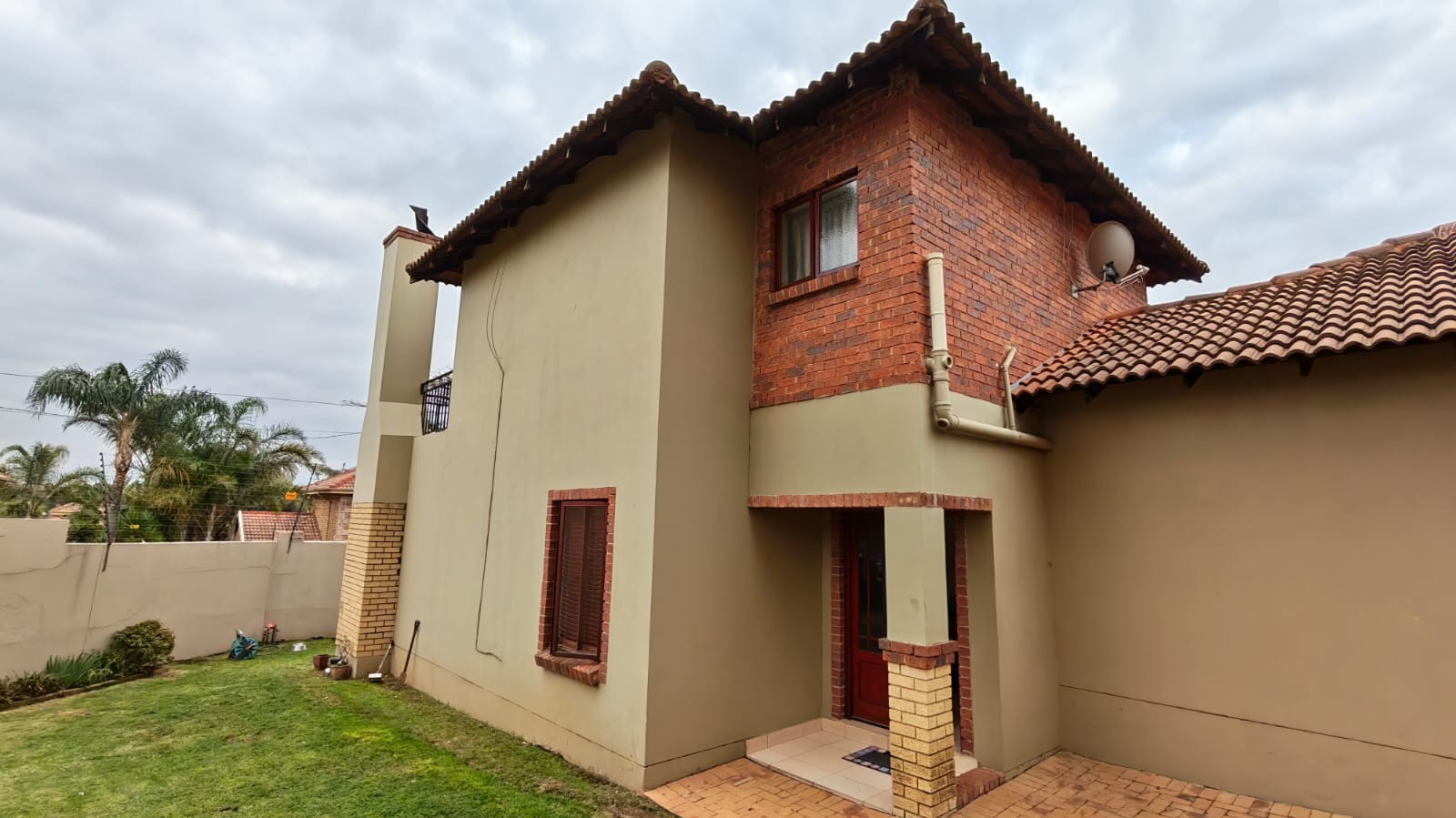 Cluster for sale in North Riding, Randburg, 180 m²