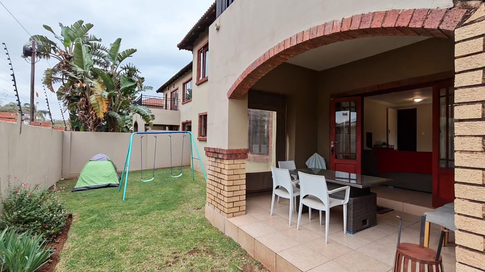 Cluster for sale in North Riding, Randburg, 180 m²