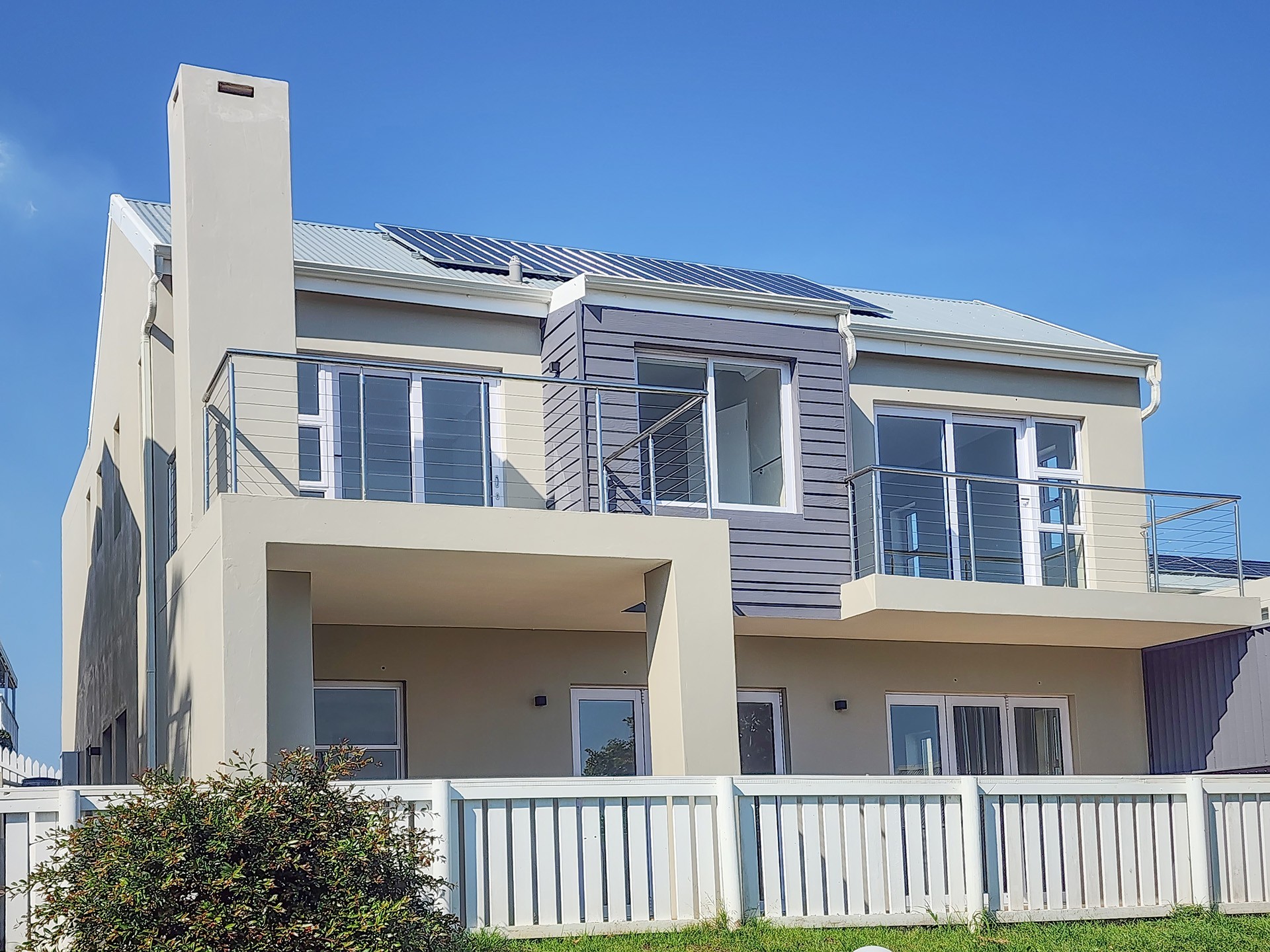 House for sale in Costa Sarda, Knysna, 200 m²