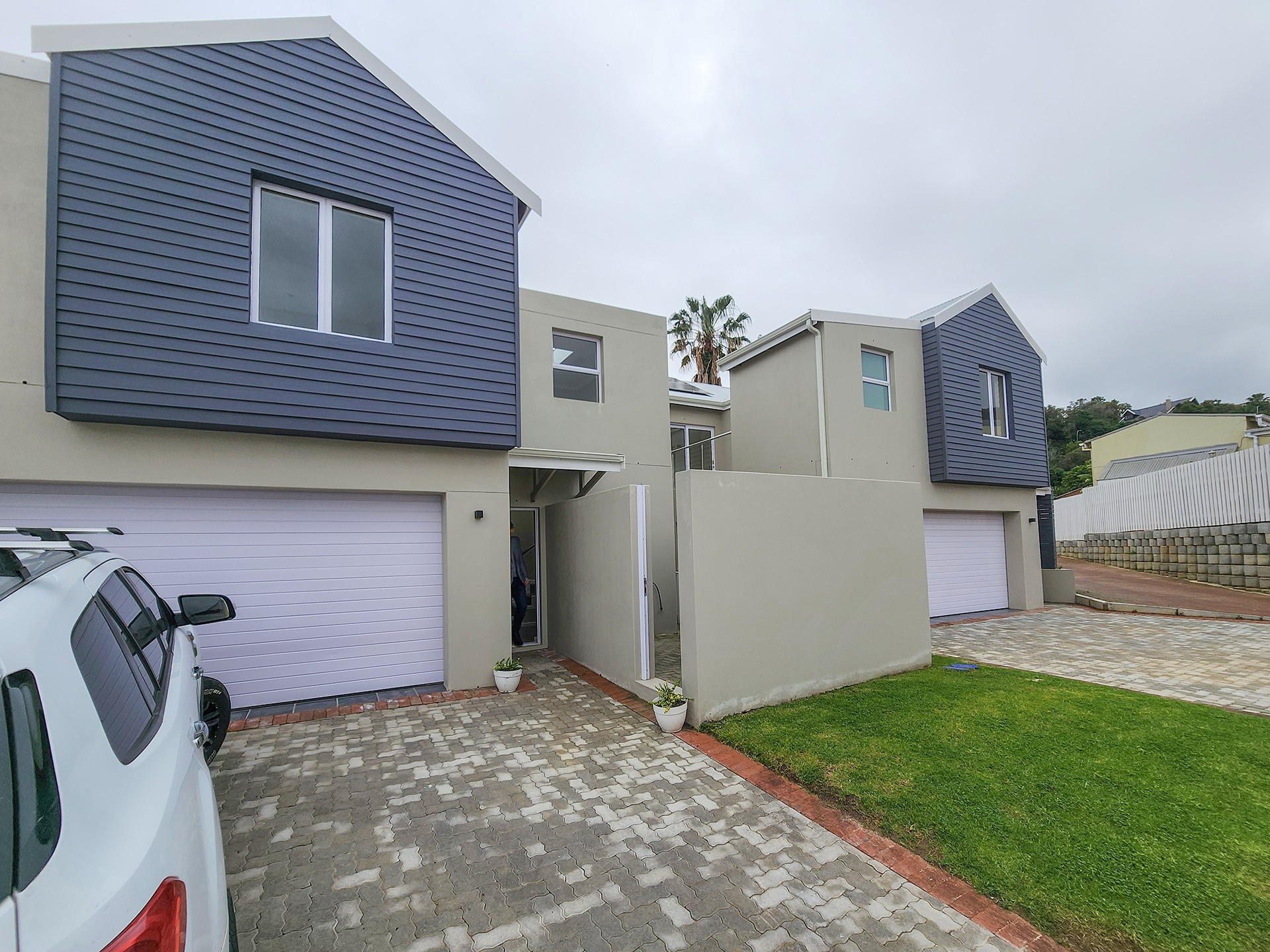 House for sale in Costa Sarda, Knysna, 200 m²