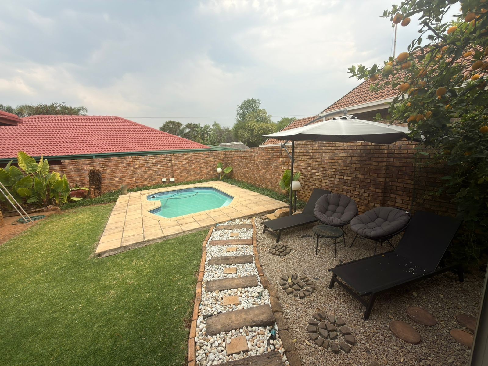House for sale in Faerie Glen, Pretoria, 237 m²