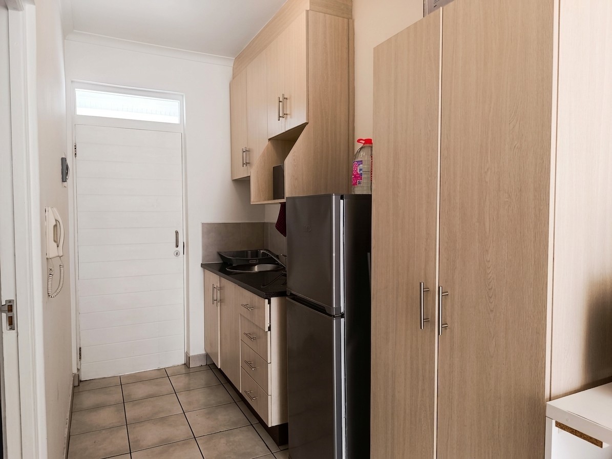 Apartment for sale in Stellenbosch Central, Stellenbosch, 37 m²