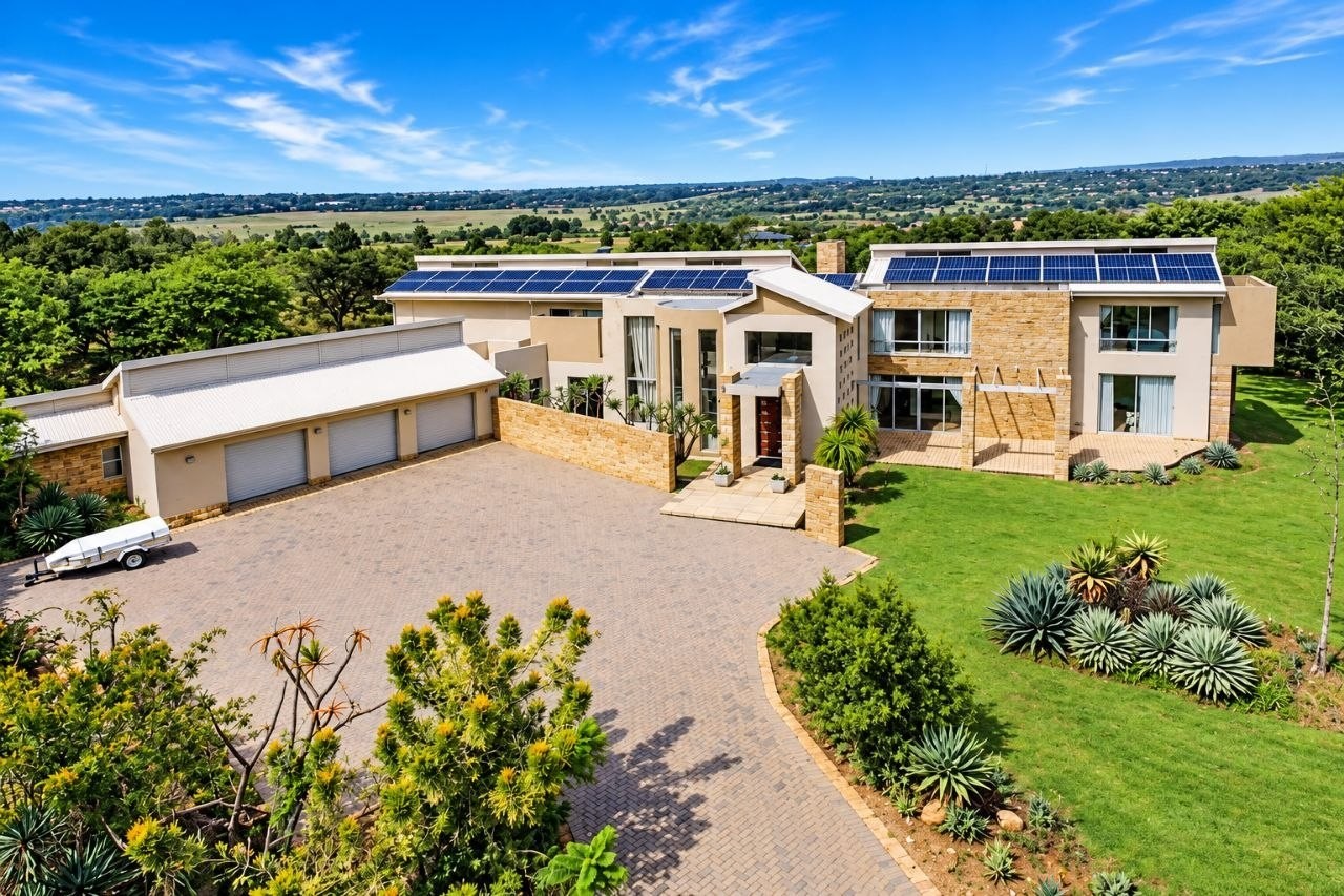 House for sale in Saddlebrook Estate, Midrand, 10251 m²