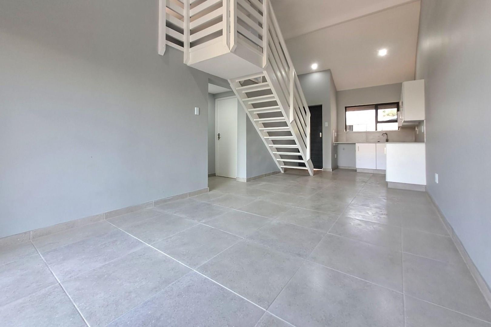 Apartment for rent in Town Hill, Pietermaritzburg, KwaZulu Natal, 5 Morton Bay (1st floor), Arbour Arch, 57 Henderson Road, Town Hill, Pietermaritzburg, KwaZulu Natal, 116 m²