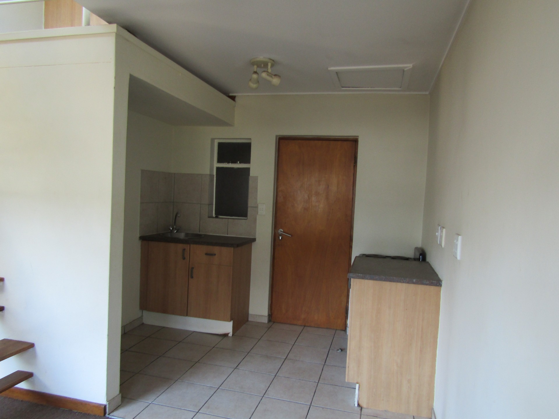 Apartment for rent in Auckland Park, Johannesburg, 5, Melville Mews, 10 Lime Street, Auckland Park, Johannesburg, Gauteng, 35 m²