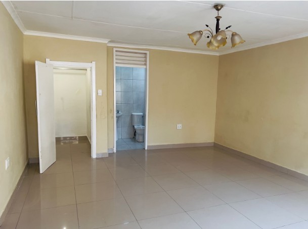 Cottage for rent in Highlands North, Johannesburg