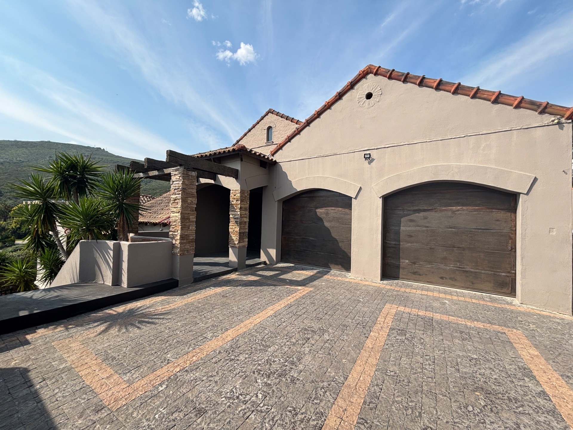 House for rent in Plattekloof 2, Plattekloof, Parow, 375 m²