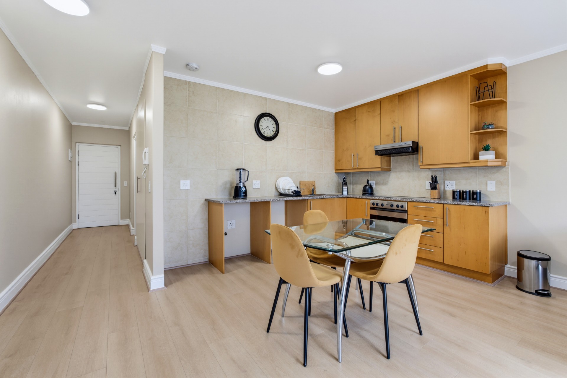 Apartment for sale in De Waterkant, Cape Town, 62 m²