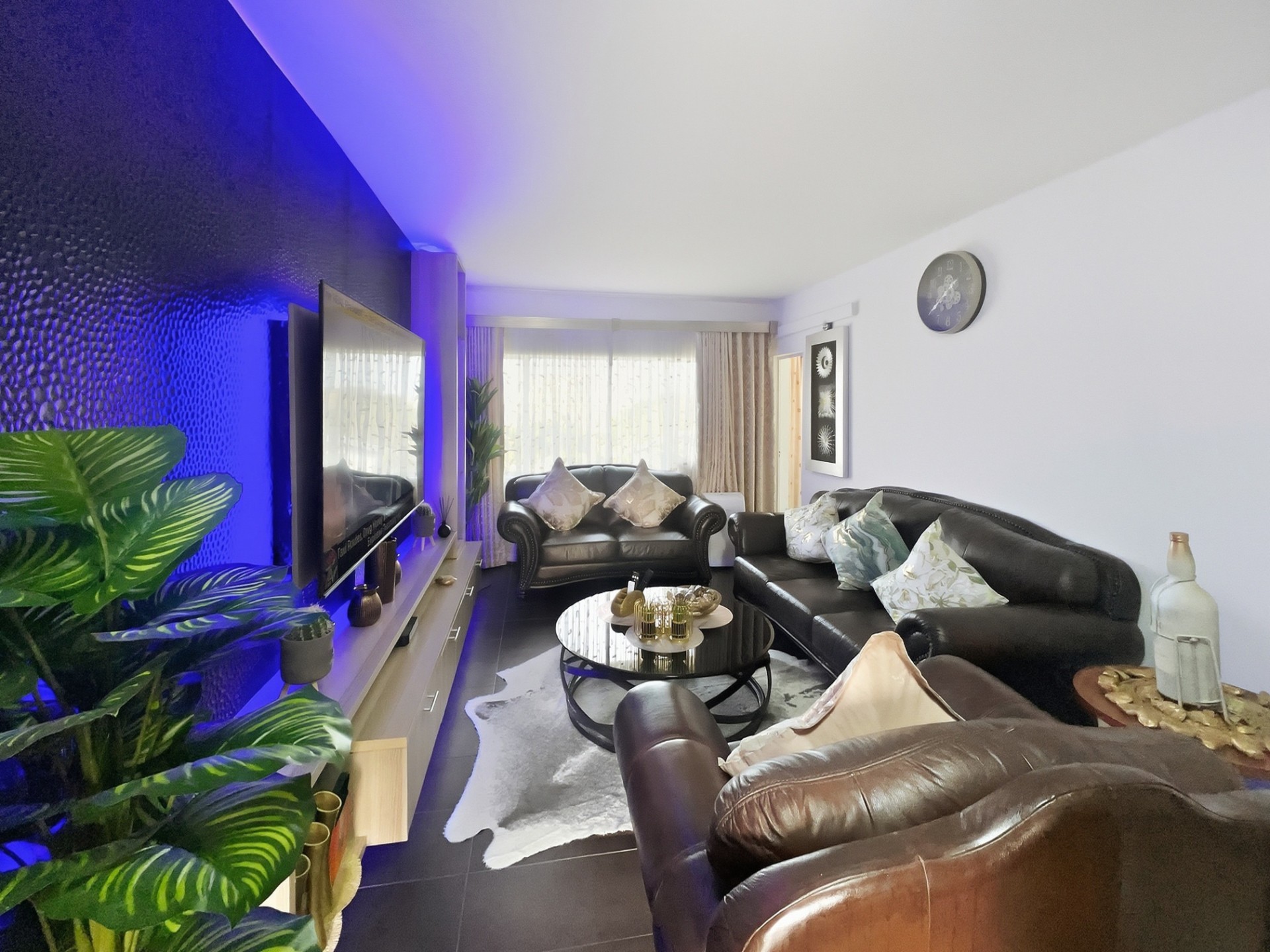 Apartment for sale in Morningside, Durban, KwaZulu Natal, 56 m²