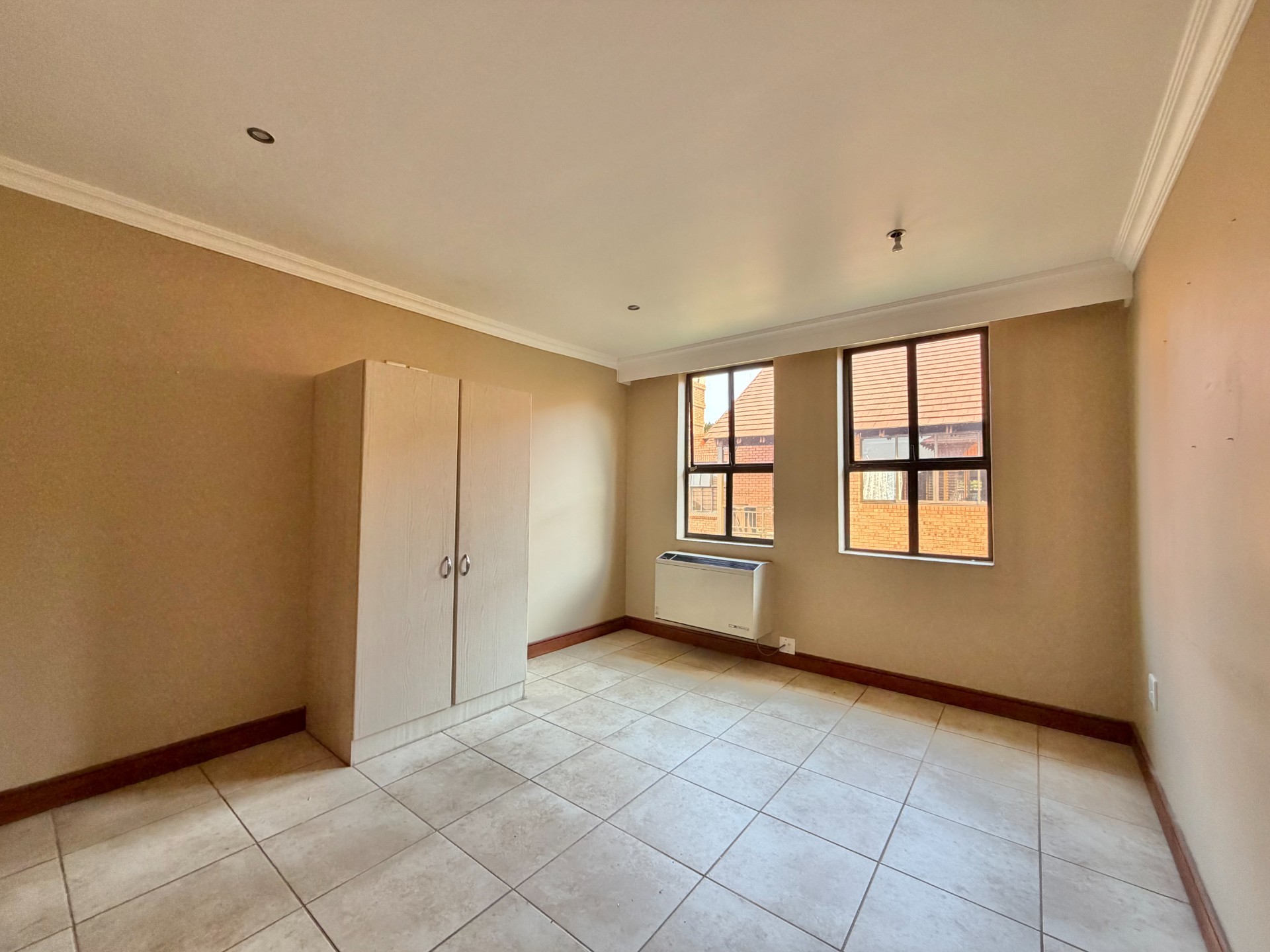 Studio Apartment for sale in Newlands, Pretoria, 28 m²