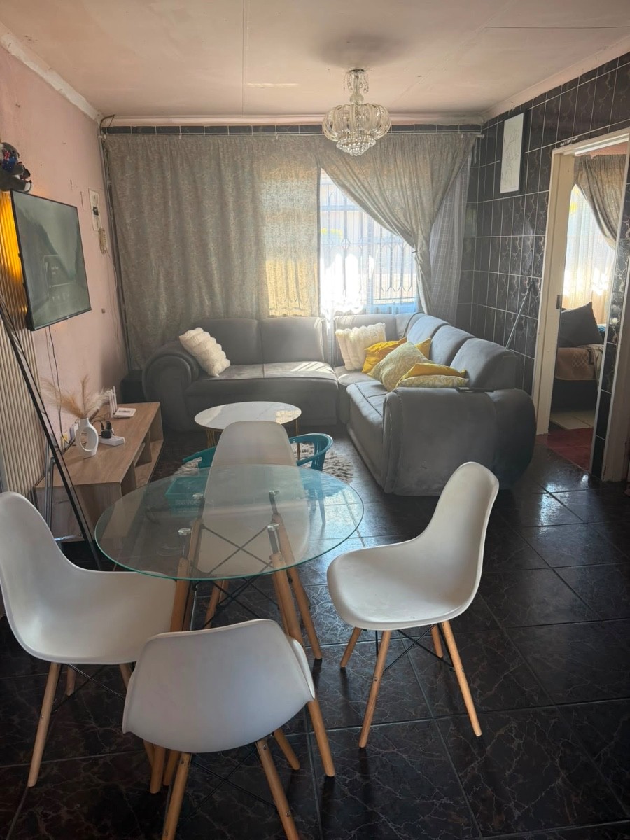 House for sale in Kamagugu, Nelspruit, 188 m²