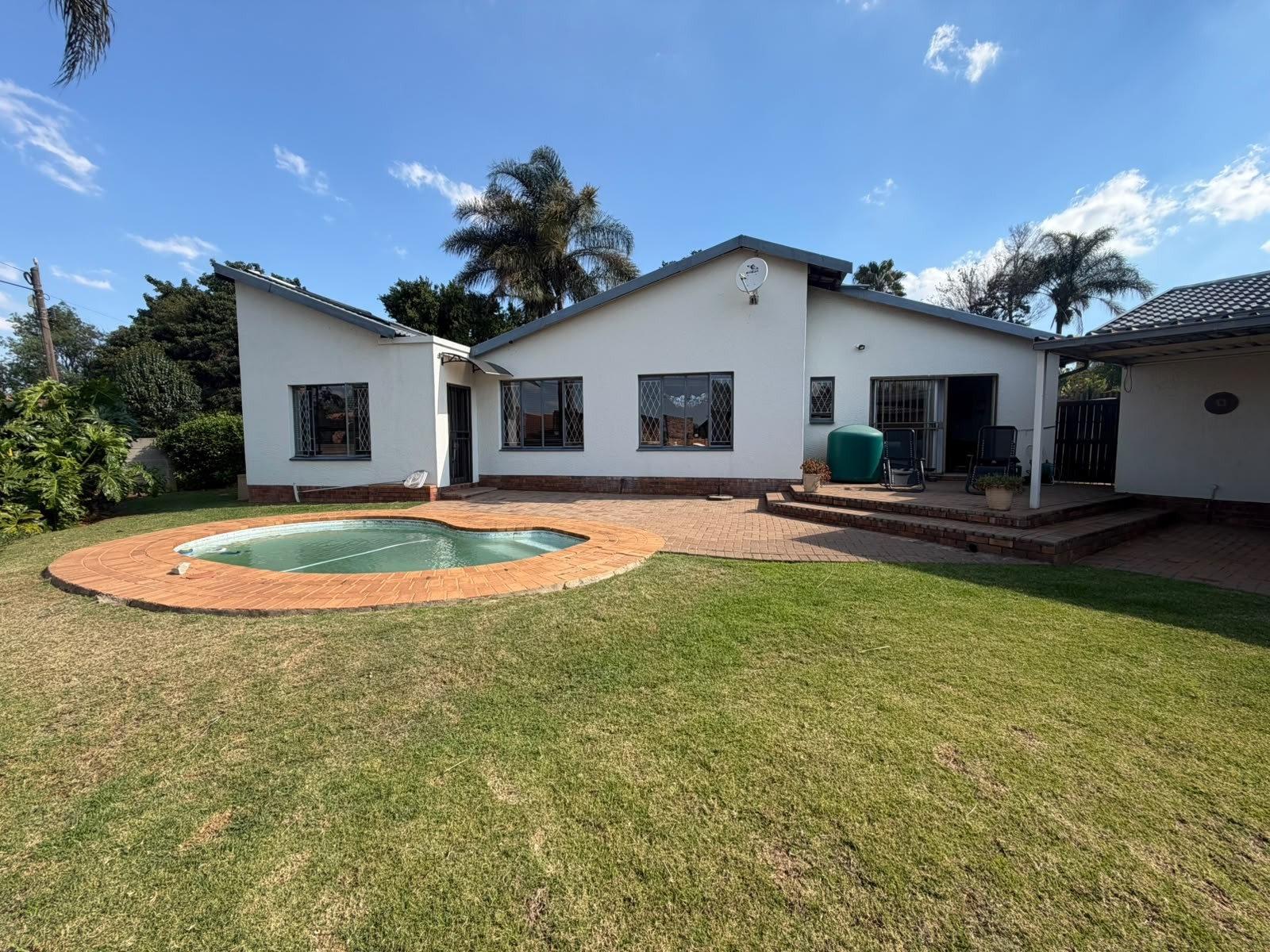House for sale in Bromhof, Randburg, 963 Hoep-Hoep Ave, Bromhof, Randburg, Gauteng, 152 m²