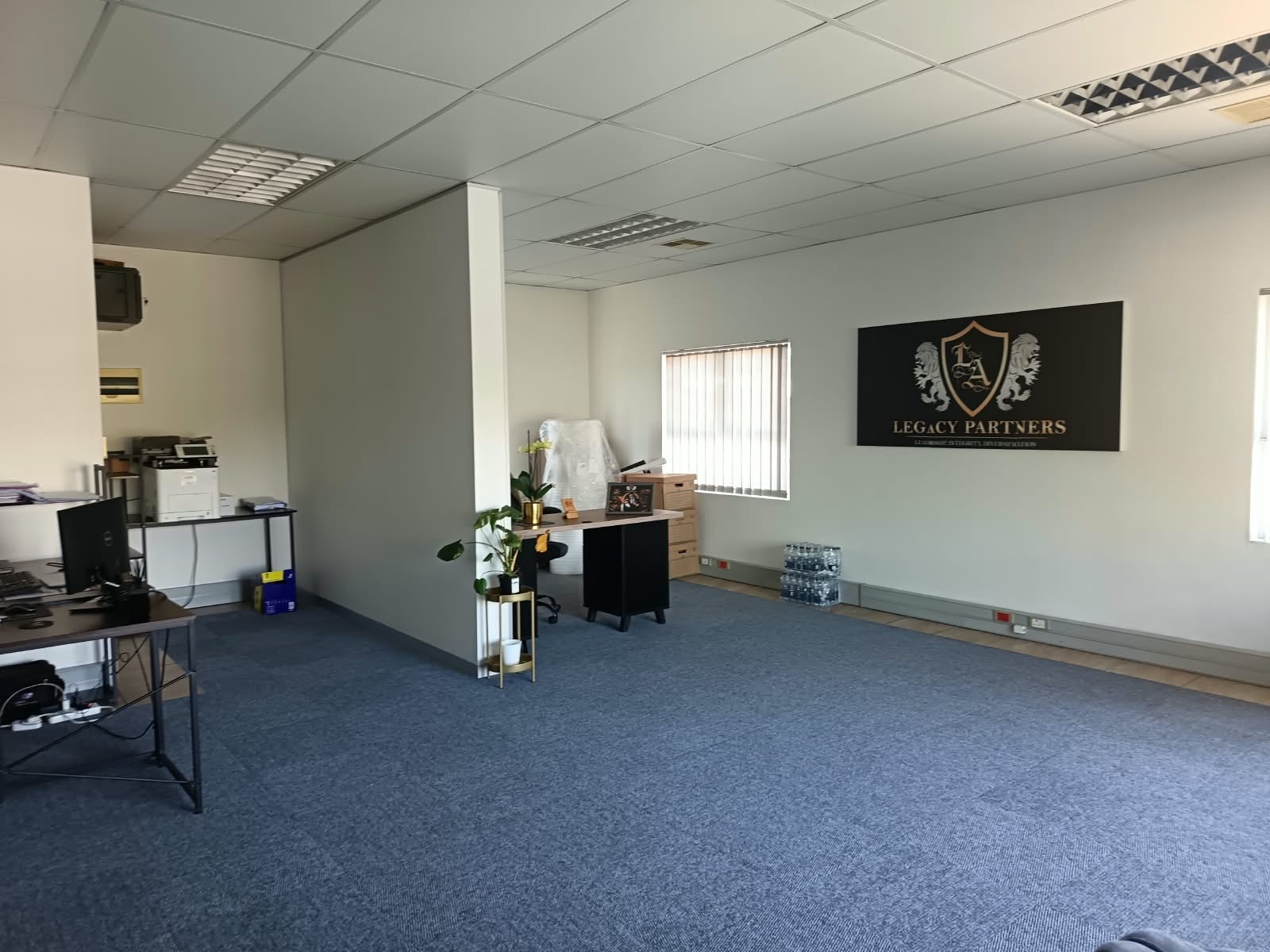 Office for rent in Mount Edgecombe, KwaZulu Natal, 81 m²