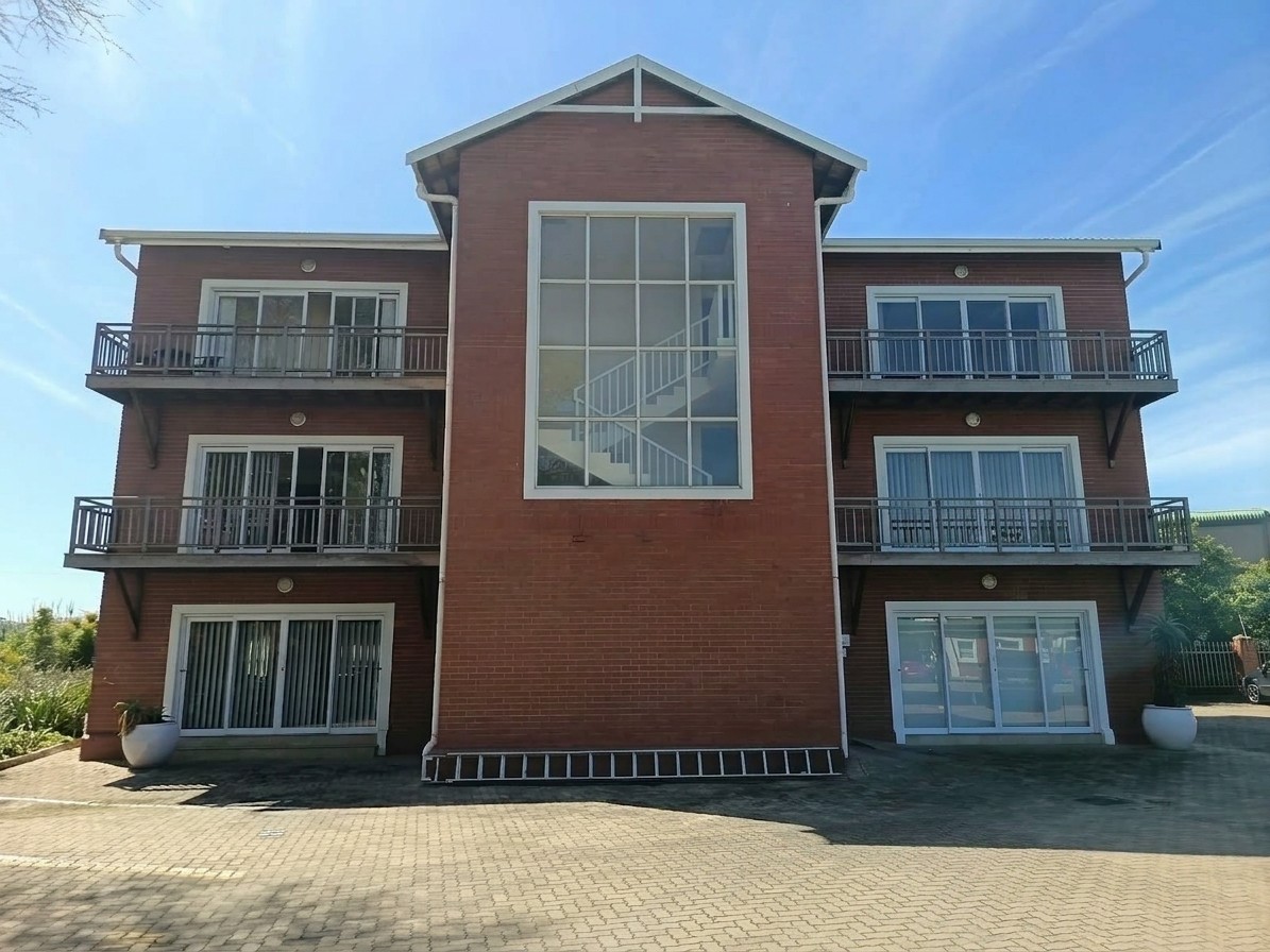 Office for rent in Mount Edgecombe, KwaZulu Natal, 81 m²
